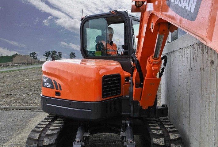 2019-01-doosan-machines-dx85r-5-1656511208